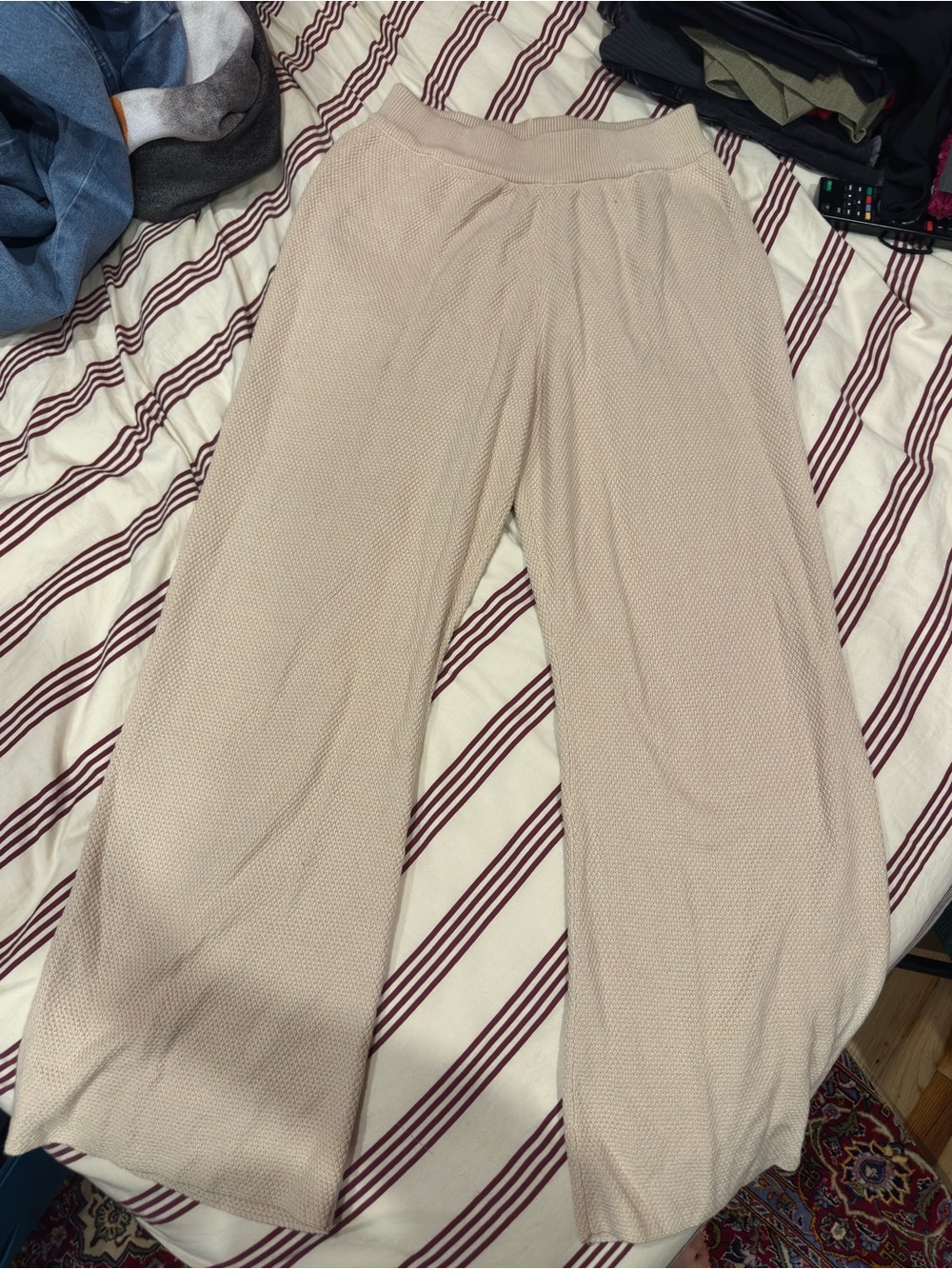 Women’s Wide-Leg Knit Pants in Light Beige